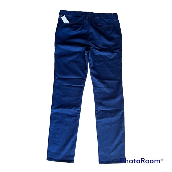 NWT GAP Kids Uniform Skinny Khakis with Gap Shield - Picture 5 of 7